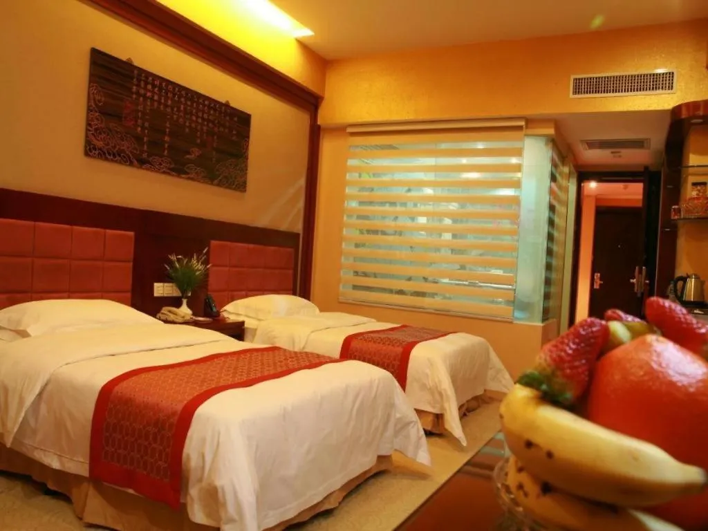 Dengfeng Chanwu Hotel 4*,