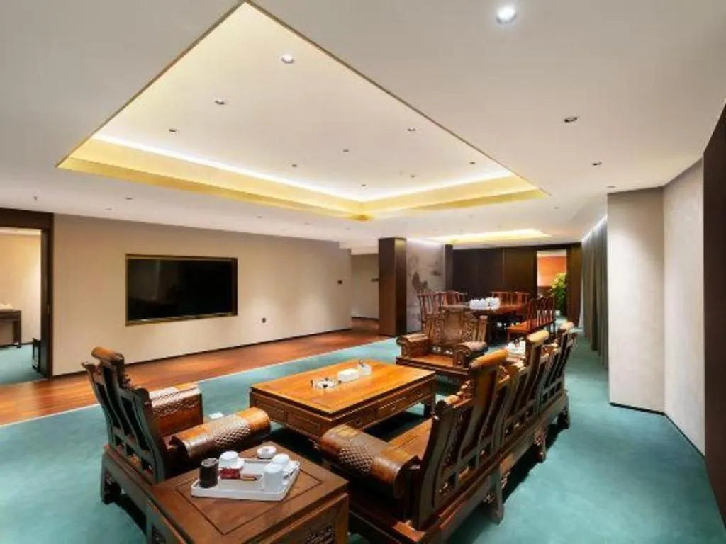 Dengfeng Chanwu Hotel