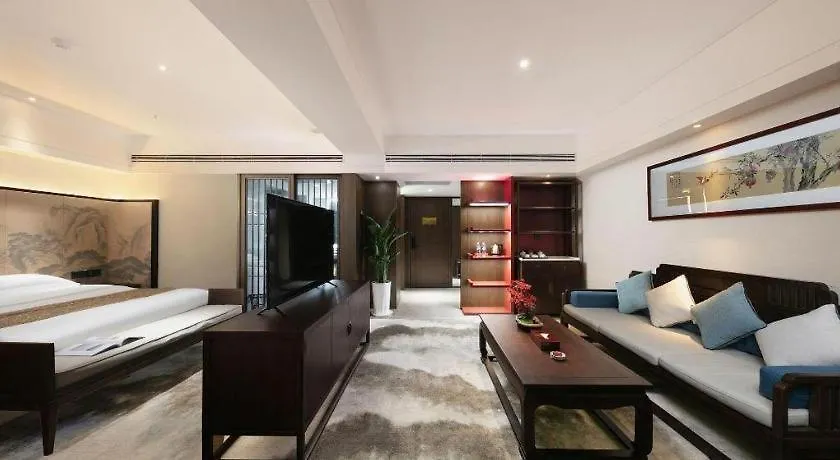 Dengfeng Chanwu Hotel 4*,